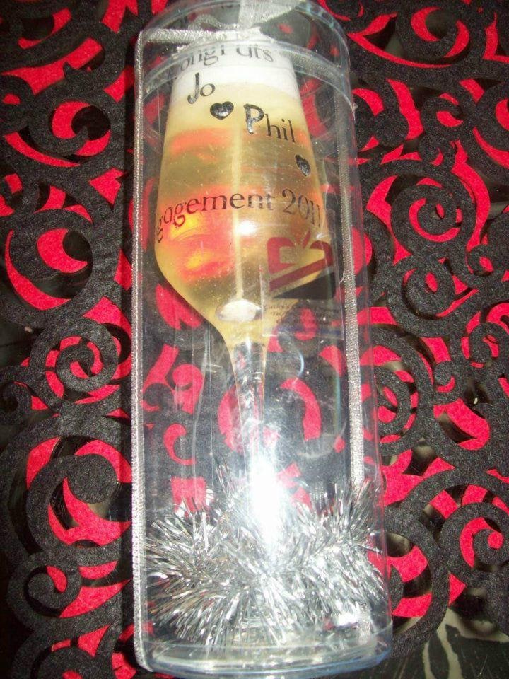 champane glass in box