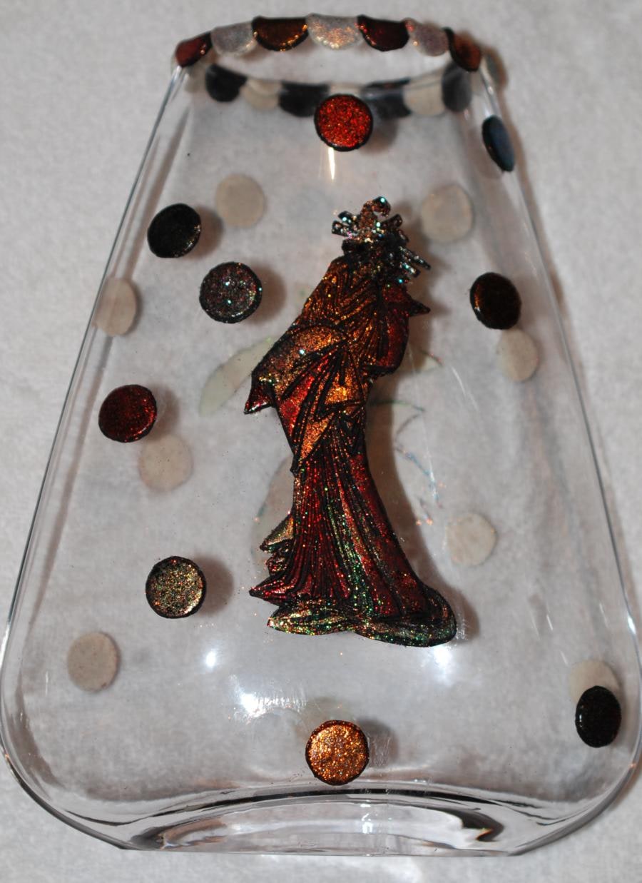 Chinese lady vase