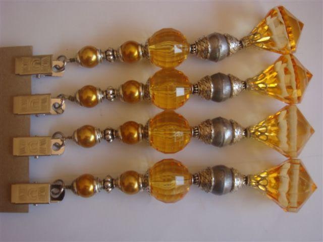 Tablecloth weights