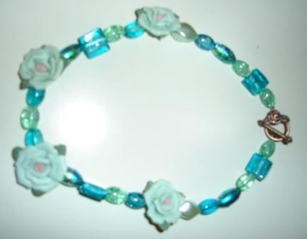 TURQUIOS PORCELAIN ROSE NECKPCE