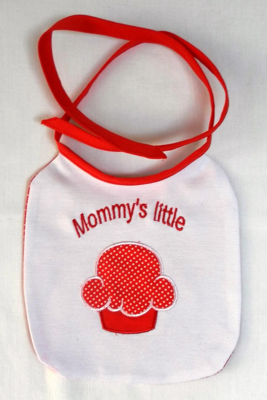 Red Cupcake bib