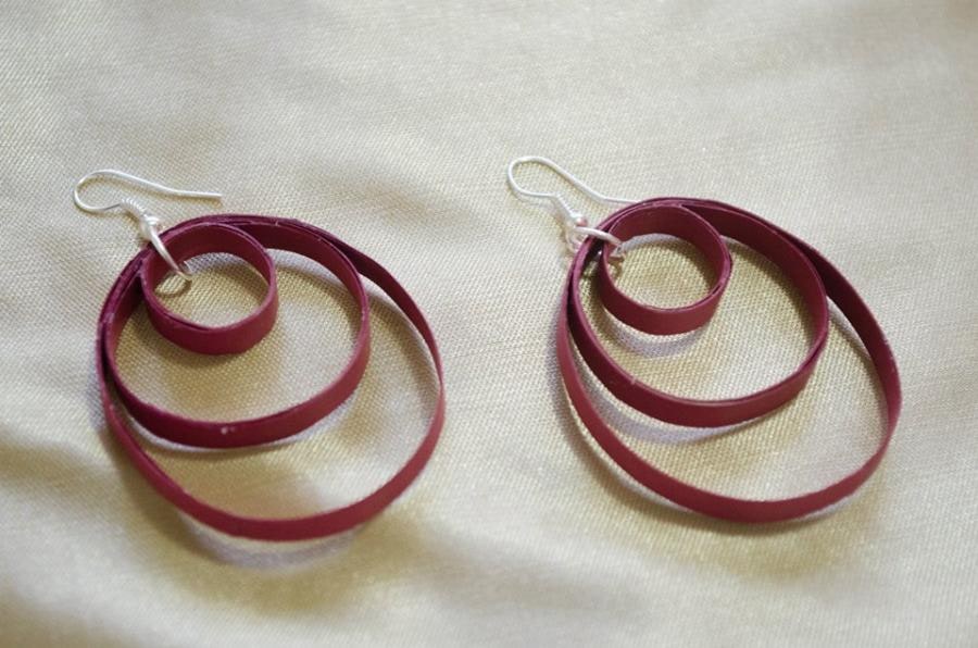 Paper earring