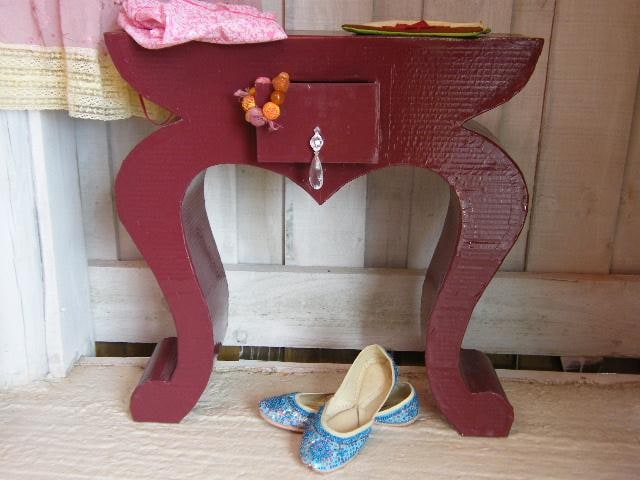 Mini-dresser